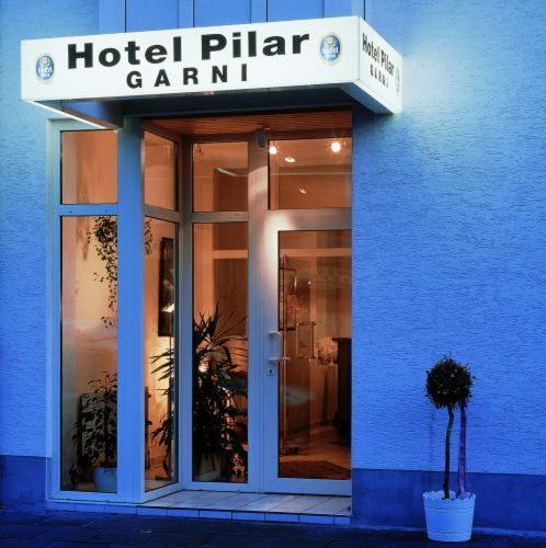 Hotel Pilar Garni Кёльн Экстерьер фото